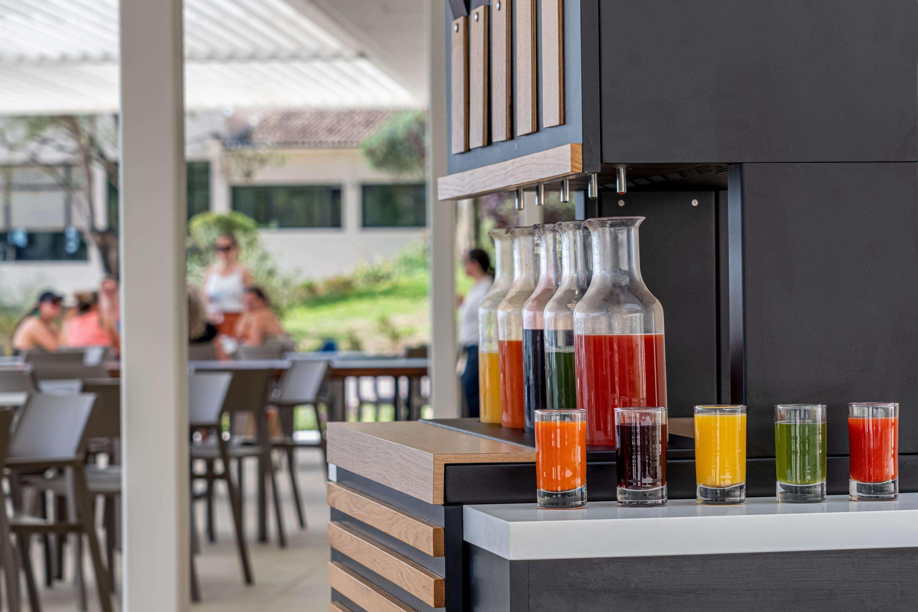 Aeolos Beach Resort Gastouri  エクステリア 写真