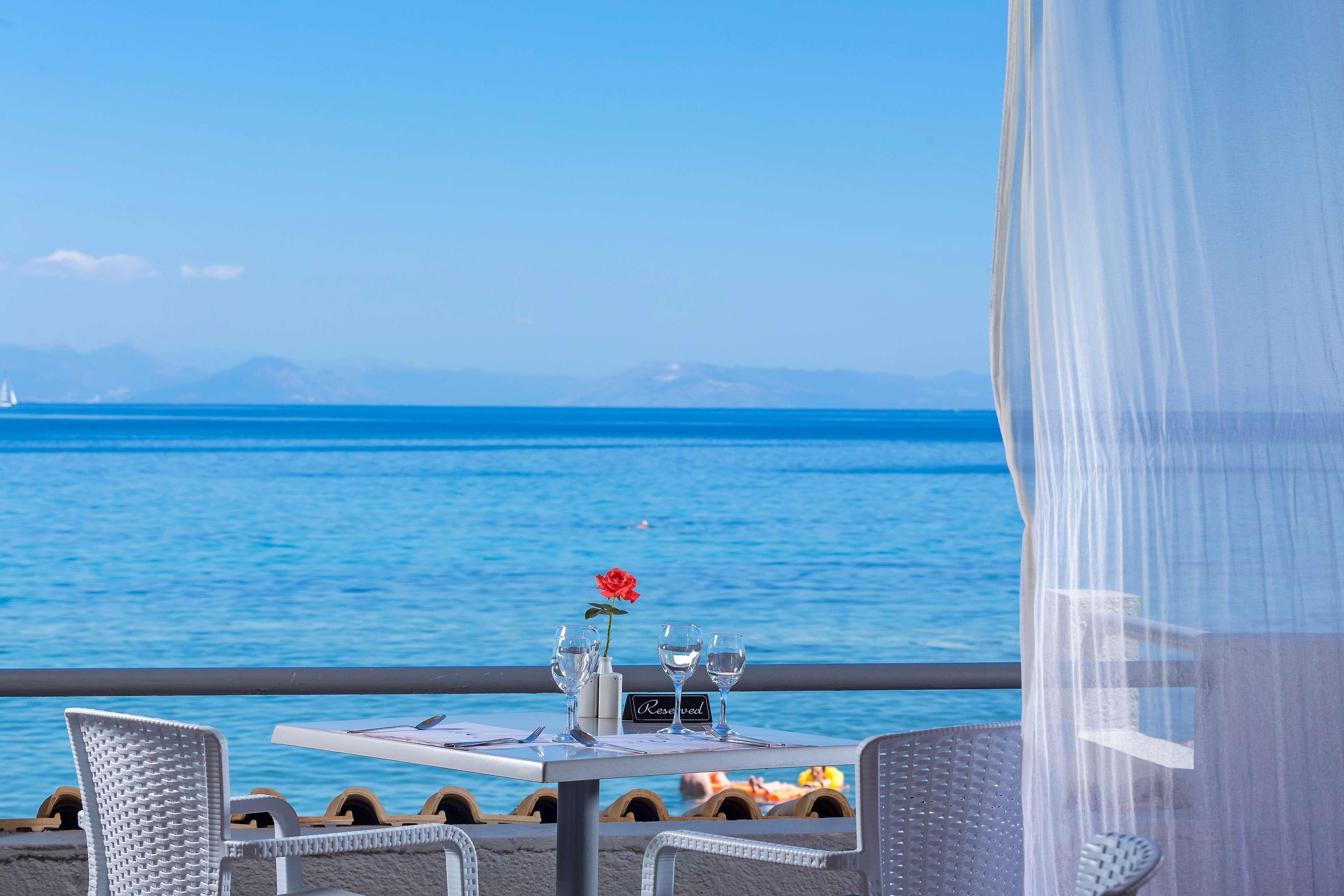 Aeolos Beach Resort Gastouri  エクステリア 写真